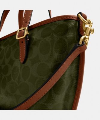 タクシー トート バッグ 21・シグネチャー キャンバス | COACH